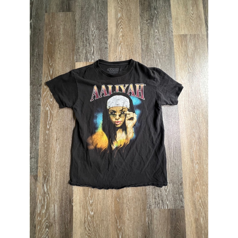 Aaliyah Graphic Tee Shirt Mens Medium Black Good 90s R&B Streetwear‎ Bandana